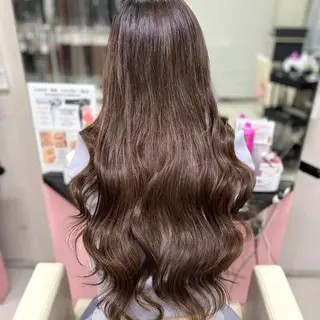 ロング SEASON 大阪梅田駅徒歩7分のヘアスタイル