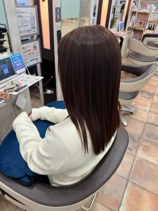 セミロング カラー 飯嶋 春香のヘアスタイル
