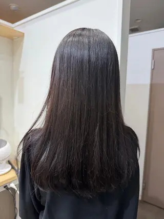 ロング カラー 大塚 しおりのヘアスタイル