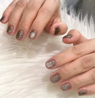 ネイル Anurea HARUKA🌸のネイルデザイン
