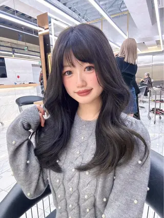 ロング カラー ヘアアレンジ 柳堀 日菜のマツエク・マツパデザイン