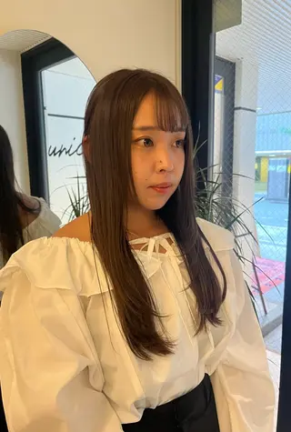 ロング カラー 山本 彩香のヘアスタイル
