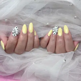 ネイル Jr.ネイリスト🤍 【Alissa】新栄のネイルデザイン