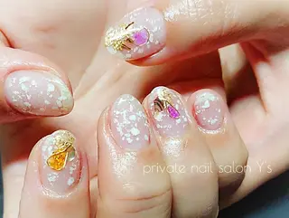 ネイル YUMI NAGAI のネイルデザイン