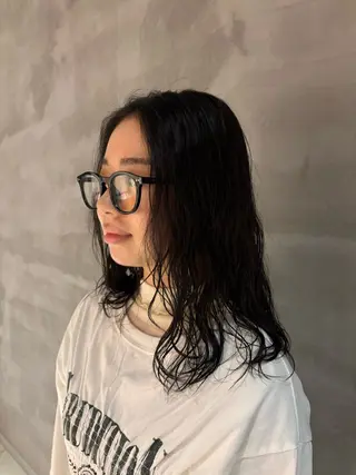 セミロング KAREN（ému） 伏見/カットモデルのヘアスタイル