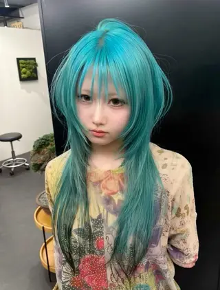 ロング カラー jyui/原宿 ハイトーン/デザインのヘアスタイル