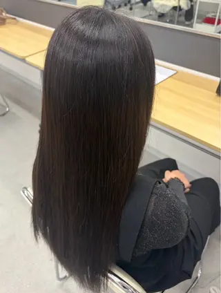 カラー 平岡 愛望のヘアスタイル