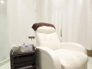 Newdeal大通 💜Moenaのマツエク・マツパデザイン