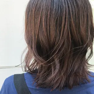 セミロング カラー ヘアアレンジ サナ🌱 切りっぱなしボブのヘアスタイル