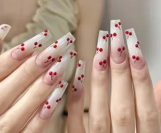 ネイル Pure&Rich Nailのネイルデザイン