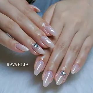 ネイル nail room RAVAHLIAのネイルデザイン