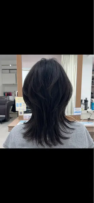 セミロング 藤原 亜美🤍のヘアスタイル