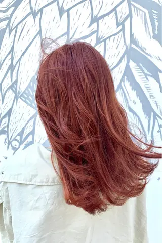 セミロング カラー i'll 未空のヘアスタイル