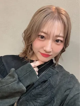 カラー HIGA 🐾のヘアスタイル