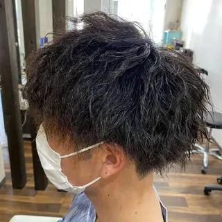 ショート パーマ メンズ 堀 広夢のヘアスタイル