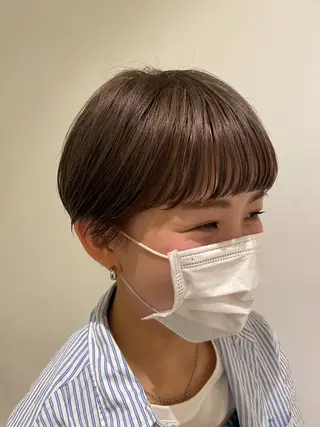 ショート カラー やまさきえりこ ニュアンスパーマのヘアスタイル