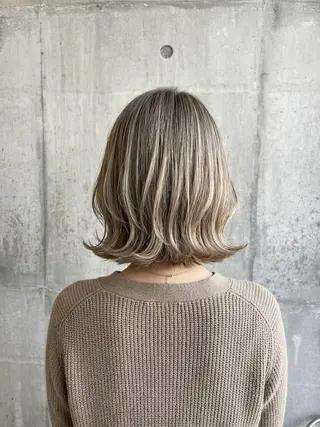 ミディアム カラー 田中 沙也香のヘアスタイル