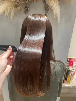 ロング ROCCO アイナ/ レイヤー透明感カラーのヘアスタイル