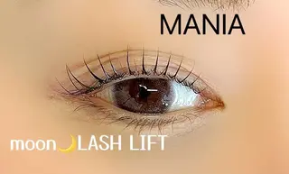 マツエク・マツパ mania eyebrowsのマツエク・マツパデザイン