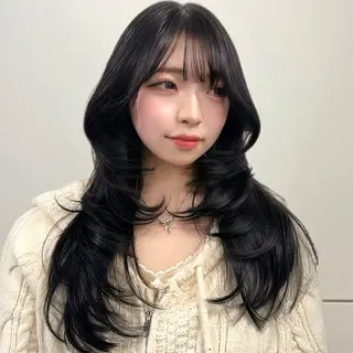 ロング カラー 新宿/レイヤーカット 髪質改善/小顔見せのヘアスタイル