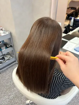 ロング 山田 来留未のヘアスタイル