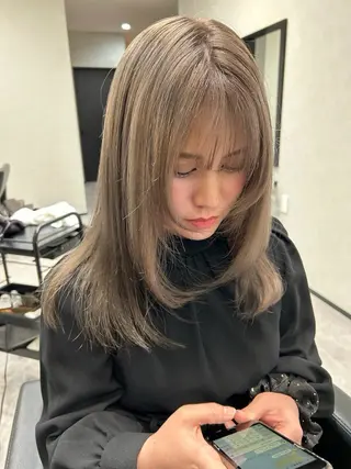 セミロング カラー ご予約はインスタ のみ🌿@n7g10のヘアスタイル
