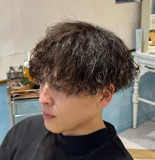 パーマ メンズ ハクヤ心斎橋 パーマ/縮毛矯正のヘアスタイル