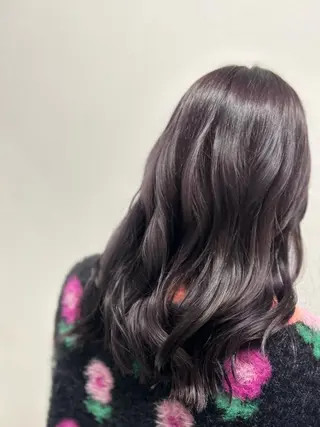 ミディアム イノクチ マコト髪質改善カラーのヘアスタイル