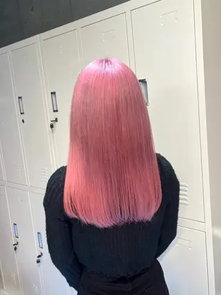 カラー 🦋ハイトーン×ア レンジ💫Leenaのヘアスタイル