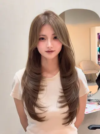 ロング カラー 艶感カラー 🩵レイヤー/紫音のヘアスタイル