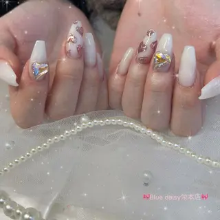 ネイル BlueDaisy 栄本店のネイルデザイン
