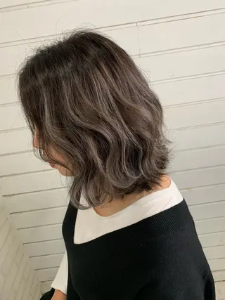 ミディアム 穐田 司樹のヘアスタイル