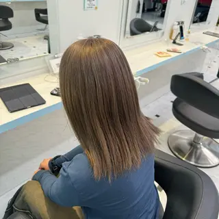 セミロング カラー 🤎モテ髪&透明感 ミルクティー🥣🤎のヘアスタイル