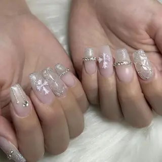 ネイル 天王寺rebest 💅nailのネイルデザイン