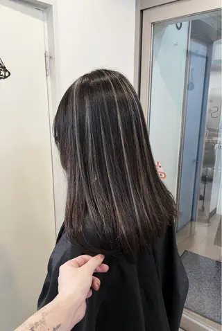 セミロング カラー 指名数No.1 /NAOYAのヘアスタイル