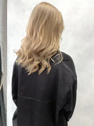 ミディアム Acchon/心斎橋 💚ダブルカラーのヘアスタイル