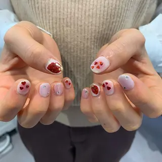 ネイル マキノ ユイのネイルデザイン