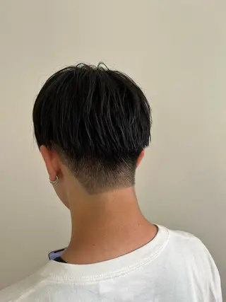 メンズ センターパート/カラ ーメッシュ📍ユリのヘアスタイル