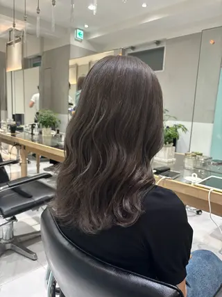 ミディアム オリーブ カラー✨有坂映哉のヘアスタイル