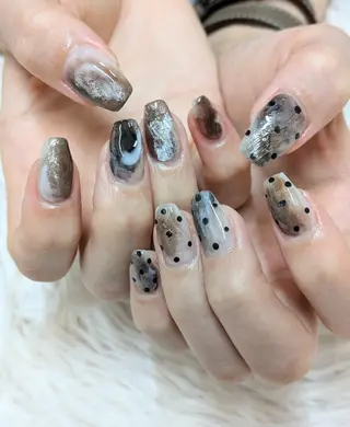 ネイル 會田 瑠衣のネイルデザイン