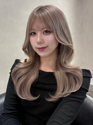 ロング 💎レイヤー×艶 透明感カラー│フウカのヘアスタイル