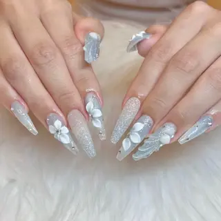 ネイル Luna Gladeのネイルデザイン