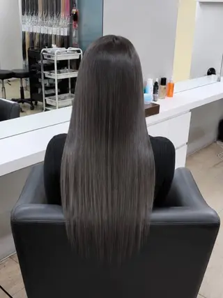 ロング uiki シールエクステのヘアスタイル