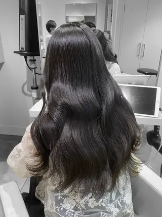 ロング 暗色カラー/レイヤー 🩶KAITOのヘアスタイル