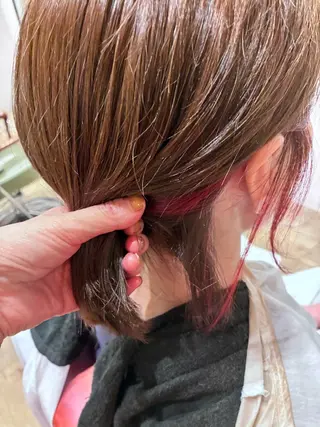 カラー 清水 美香のヘアスタイル