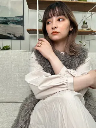 ミディアム 和田 真弥のヘアスタイル