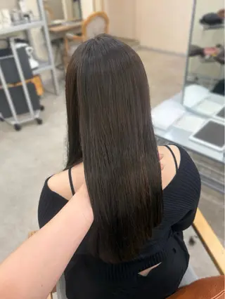ロング MIDORI🎀 透明感/ベージュのヘアスタイル