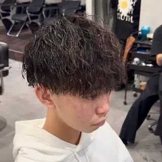 カラー パーマ メンズ 坂梨 健斗のヘアスタイル