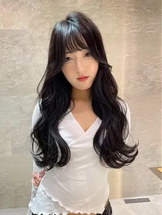 カラー 伊藤 愛莉のヘアスタイル