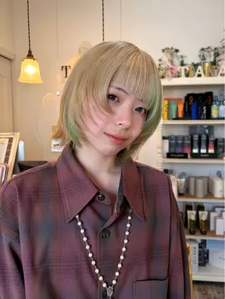 カラー 小林 真誉のヘアスタイル